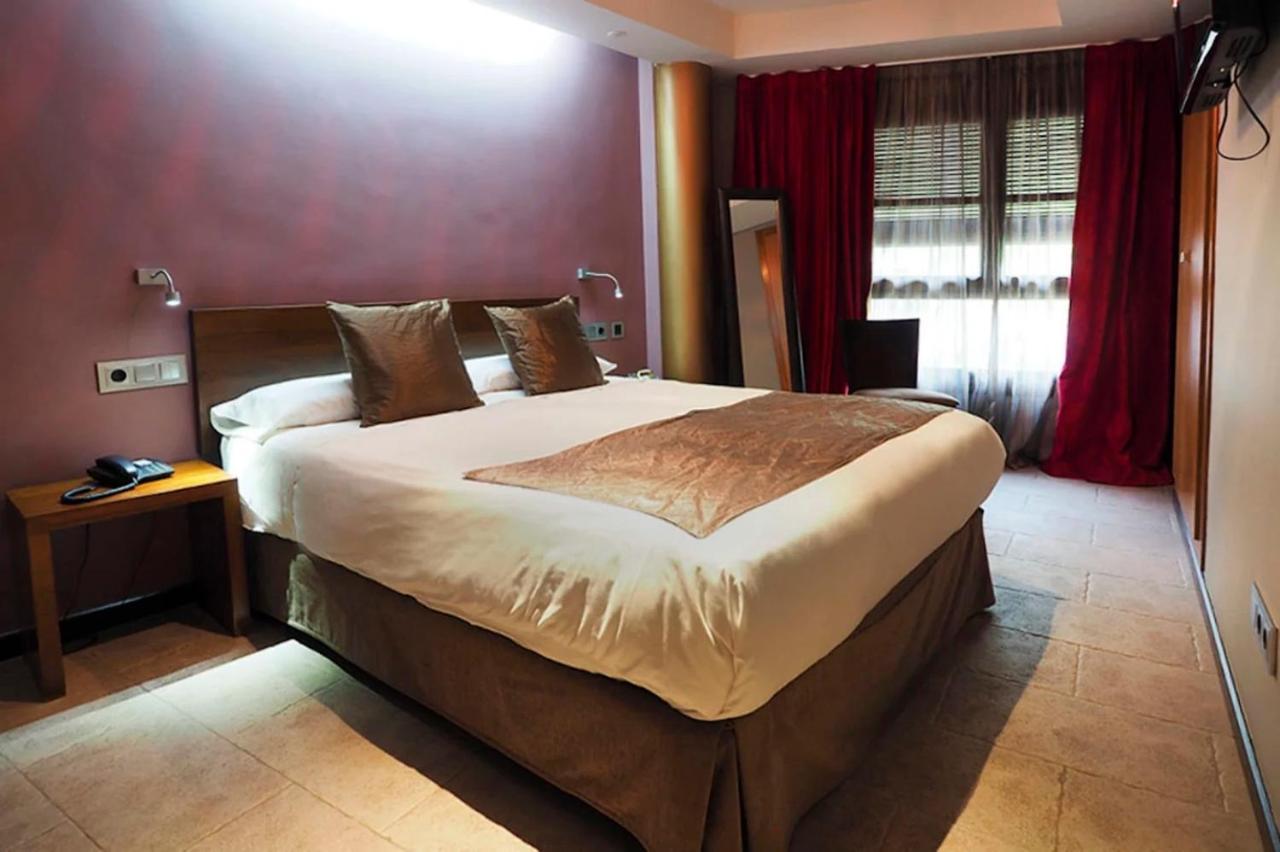 Hotel Palacio Del Obispo Graus Dış mekan fotoğraf