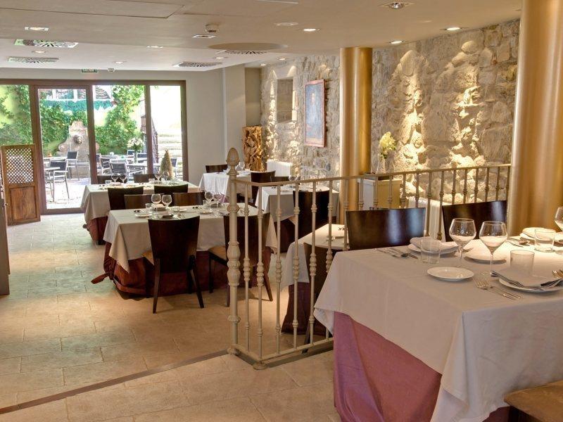 Hotel Palacio Del Obispo Graus Dış mekan fotoğraf
